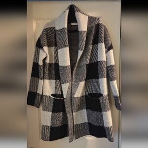 Plaid Black and White Women's Sweater